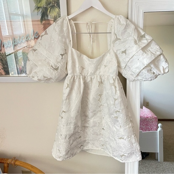 For Love & Lemon Evelyn Puff Sleeve Mini Dress in White Size XS - Picture 8 of 10